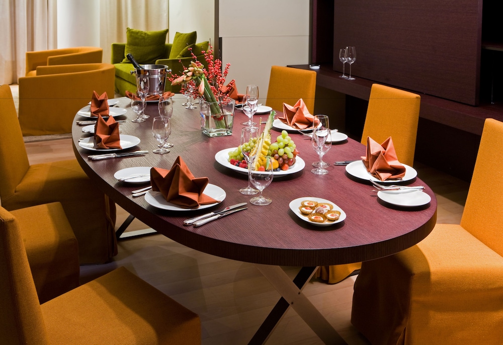Luxury Suite photo 2