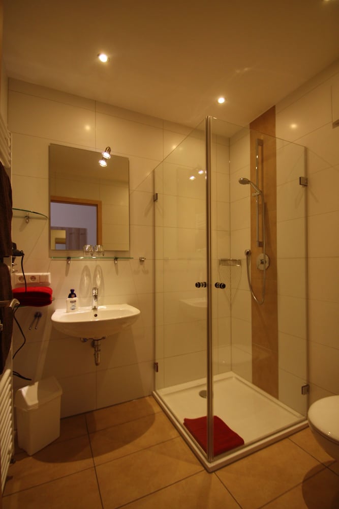 Modern Double Room photo 2