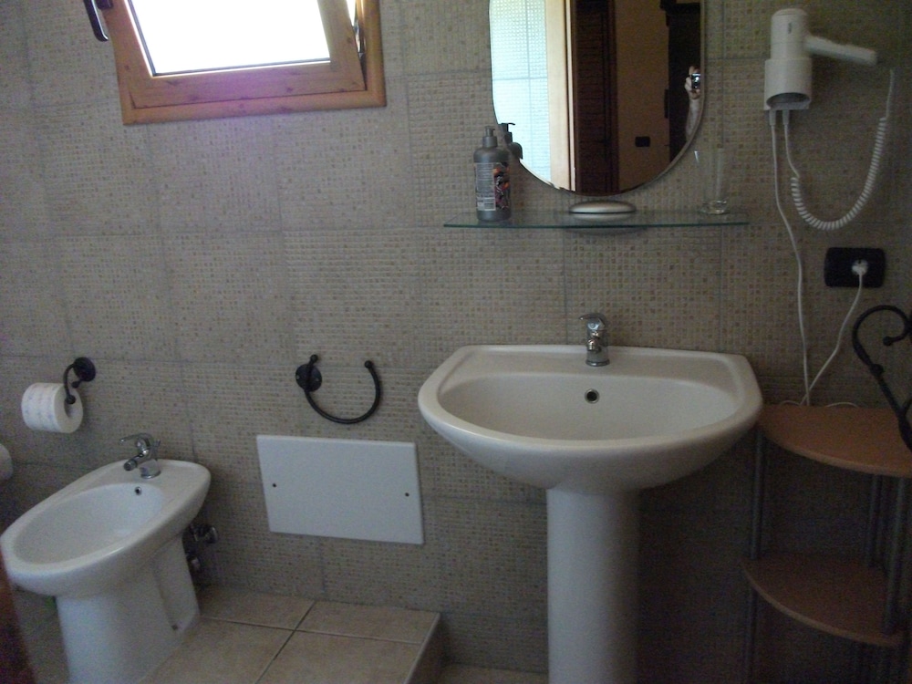 Classic Double Room, Mountain View photo 3
