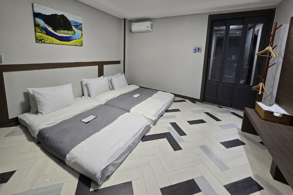 Ondol Room, No View photo 2