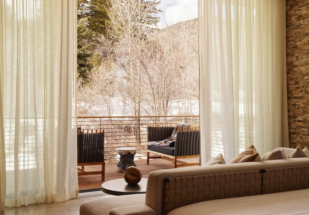 Room (Creek House) - Photo 2
