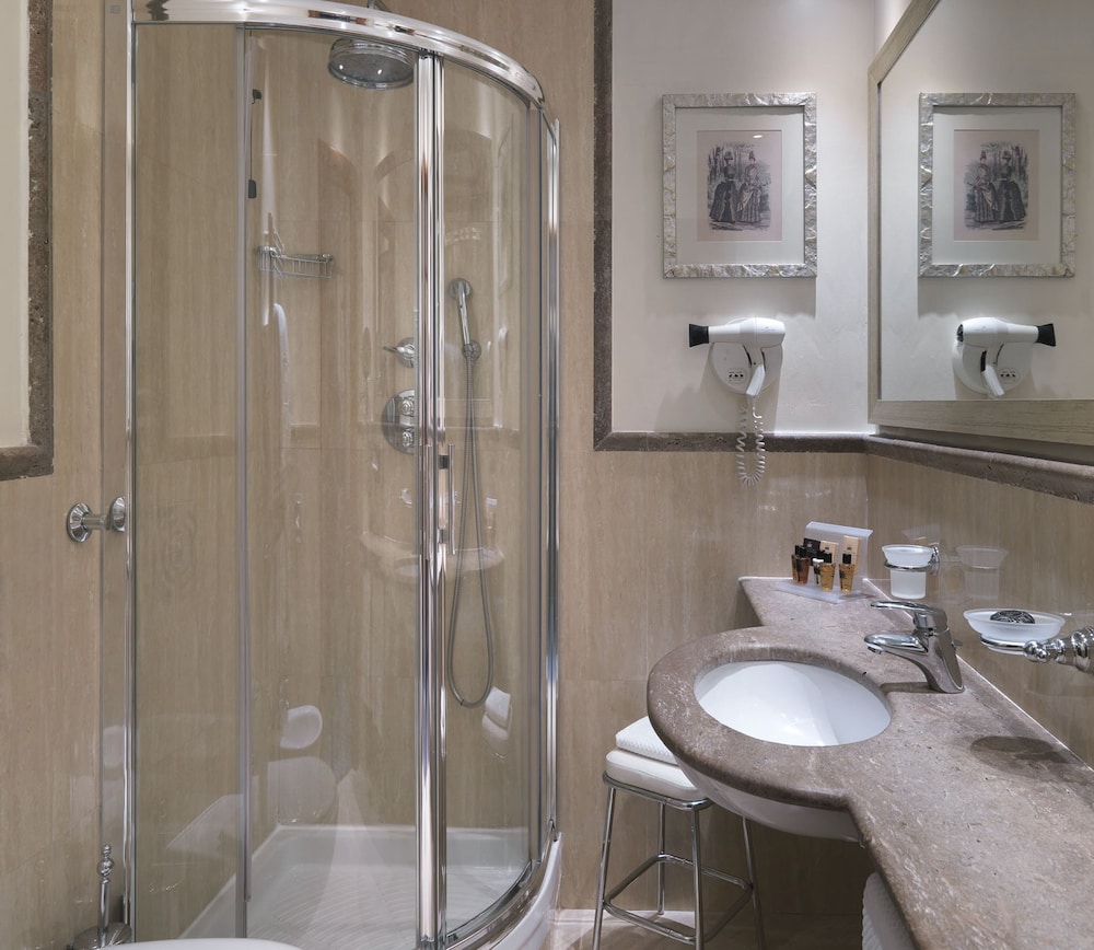 Executive Double Room Single Use photo 2