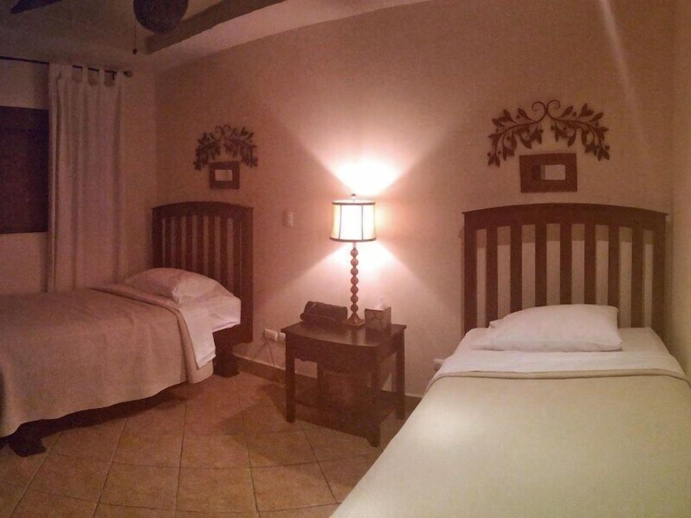 Condo, 2 Bedrooms