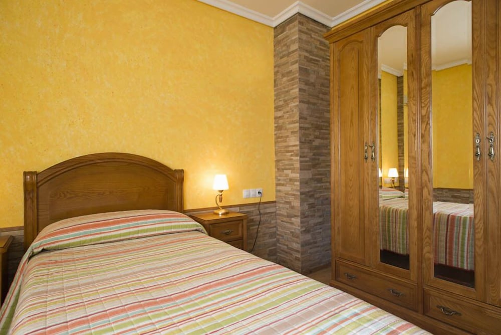 Habitación Estándar con Dos Camas Individuales