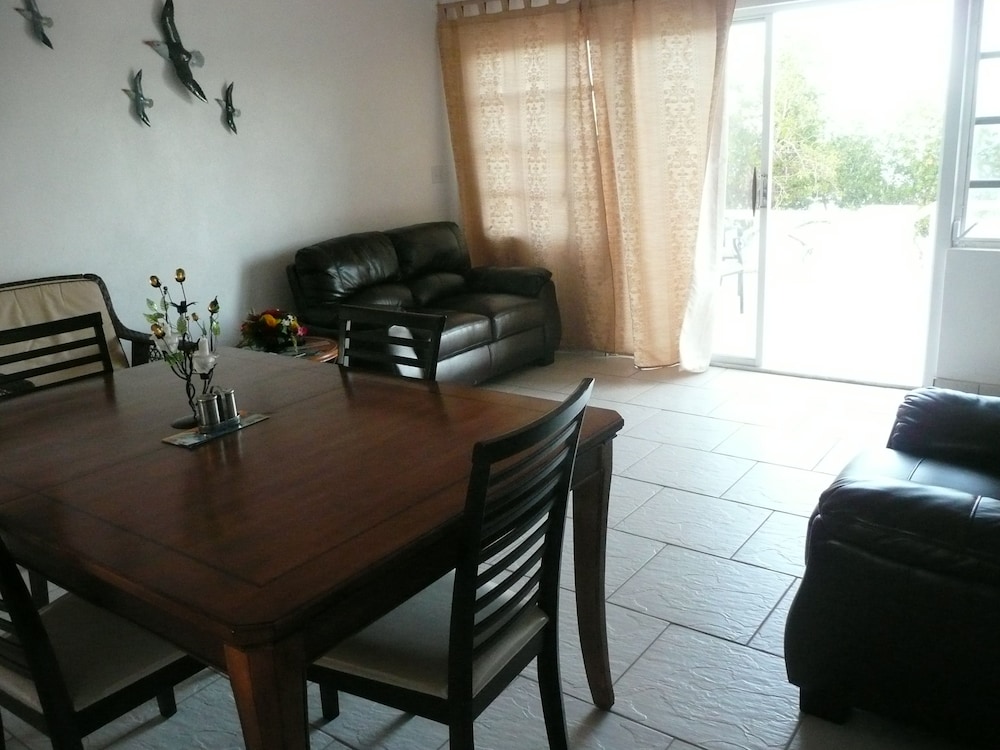 Villa #3 (2 bedrooms) photo 3