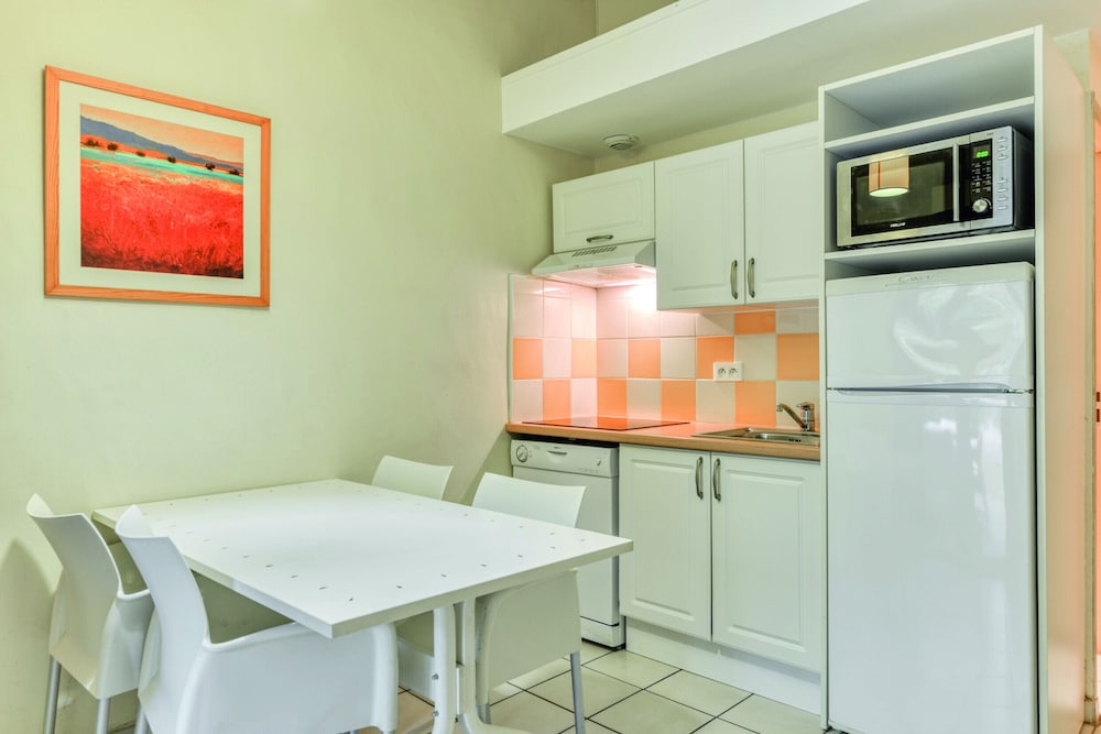 Standard Apartment, 1 Bedroom - Photo 12