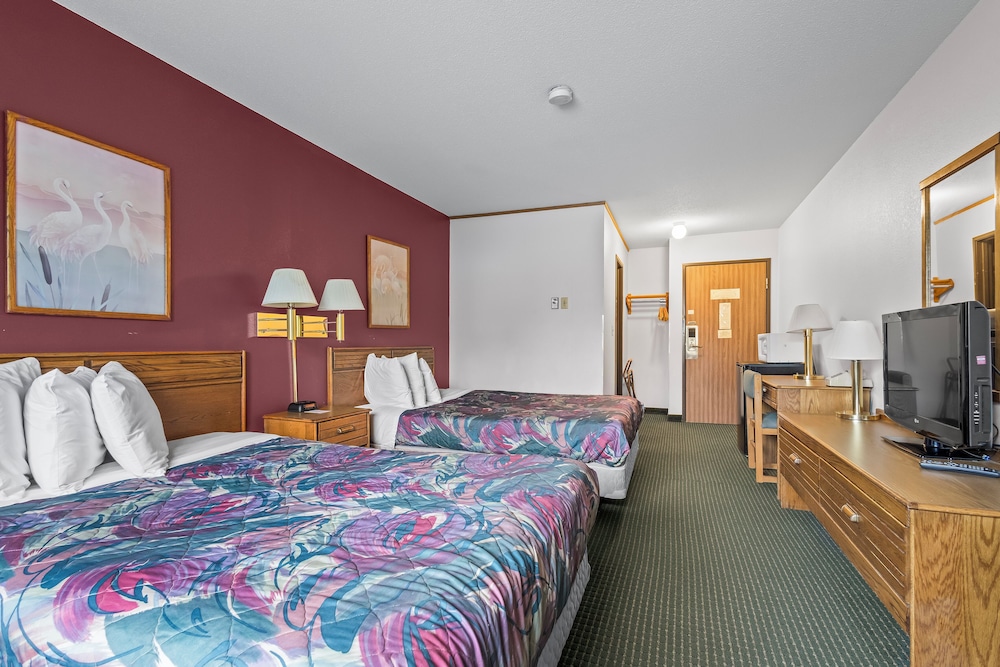 Room, 2 Queen Beds, Non Smoking - Photo 3