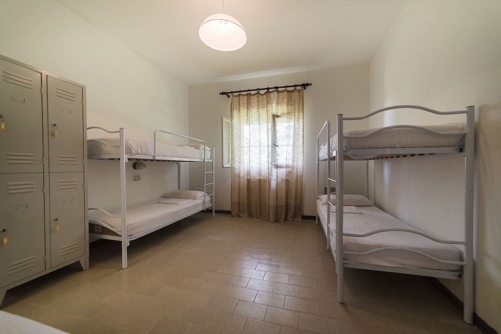 Standard Shared Dormitory, 1 Bedroom, Shared Bathroom, Valley View
