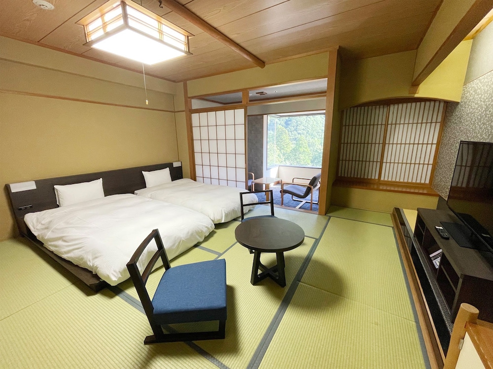Moderate Japanese Style Room, Non Smoking - Photo 1
