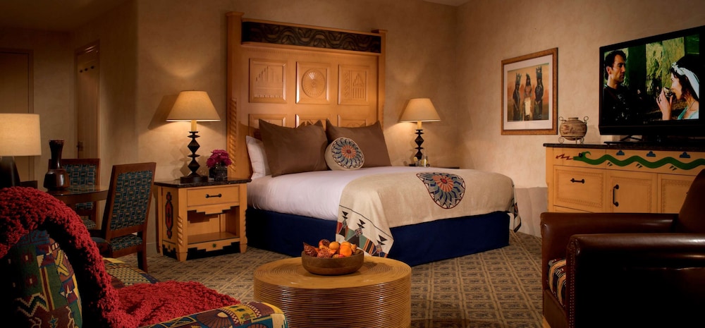 Junior Suite, 1 King Bed photo 3