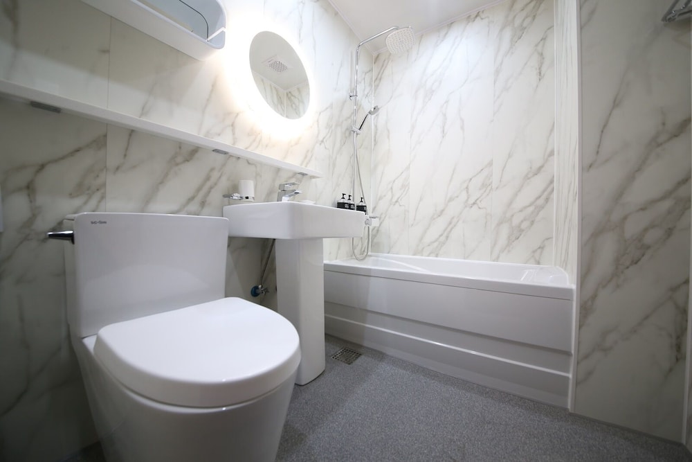 Standard Room - Photo 9