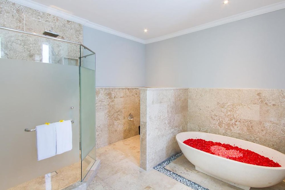 Villa, 3 Bedrooms, Private Pool - Photo 4