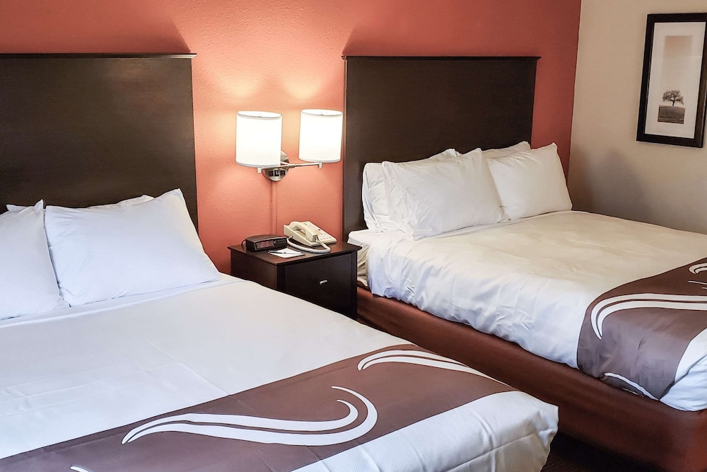 Room, 2 Queen Beds, Accessible, Non Smoking