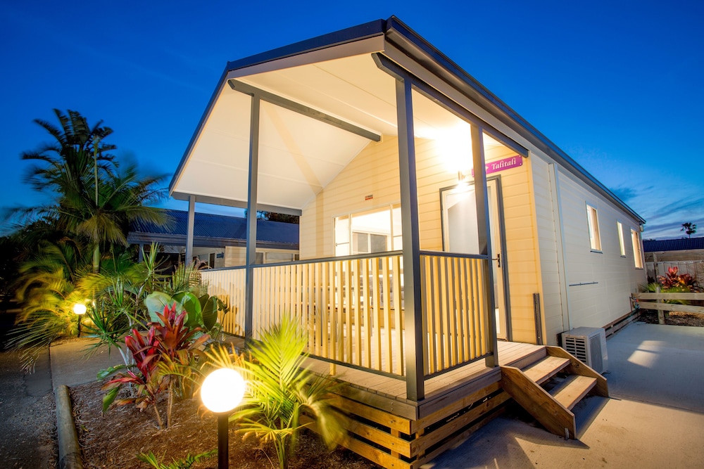 Kentia Cabin - 2 Bedrooms