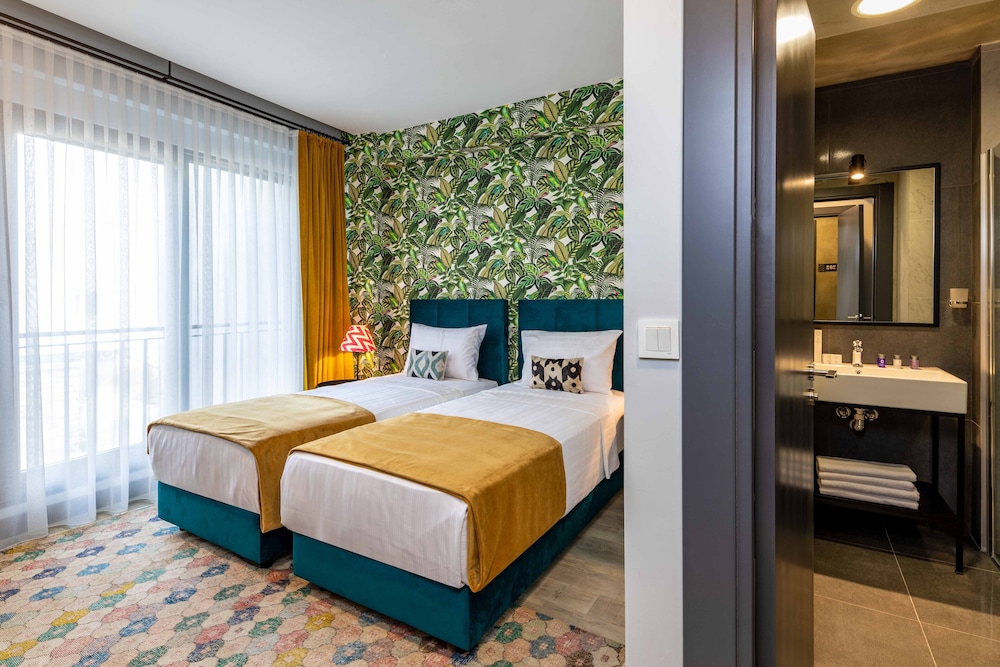 Deluxe Twin Room photo 1