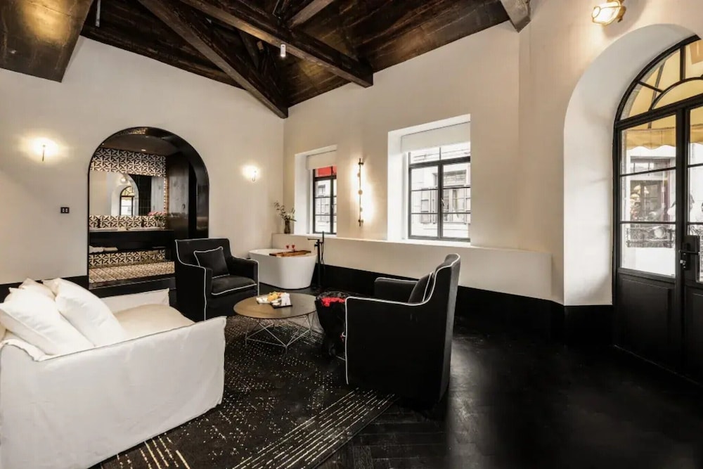 Premier Suite