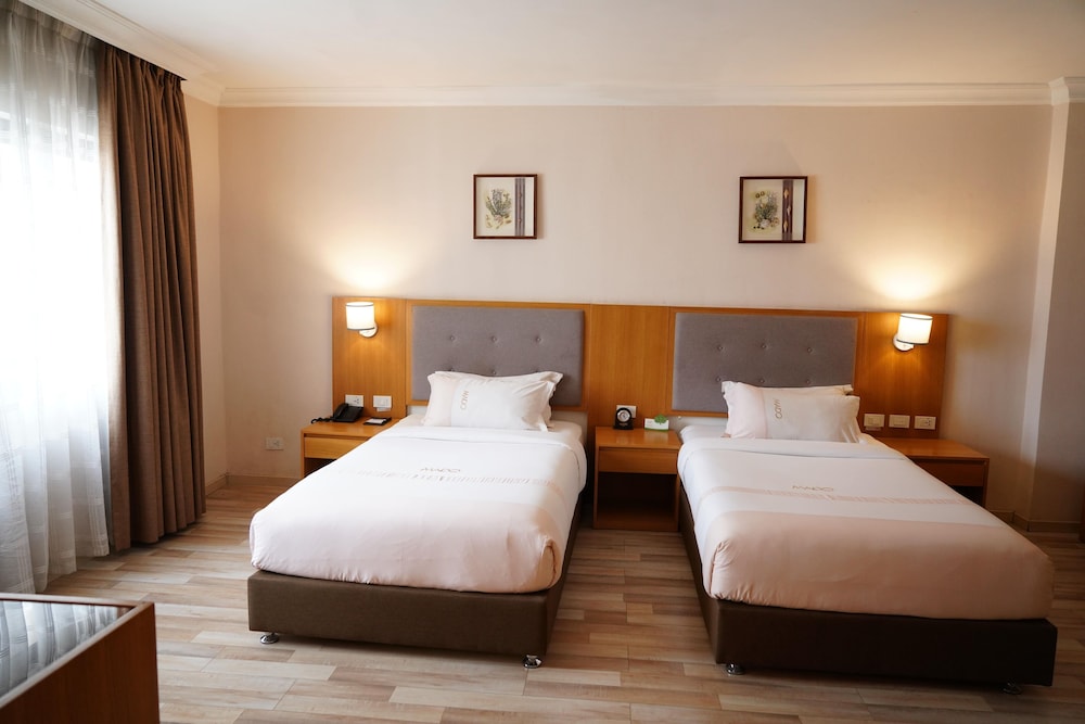 Executive Twin Room, Multiple Beds, Non Smoking photo 2