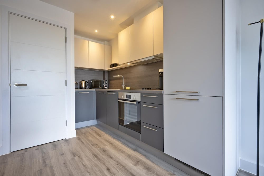 Seven Living Ashford - Πολυτελές Διαμέρισμα Στούντιο, Φωτογραφία 7
