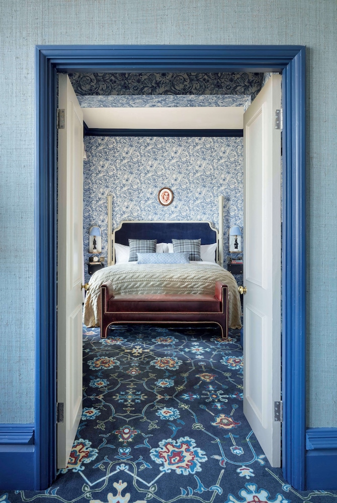 Suite, 1 King Bed, City View - Photo 5