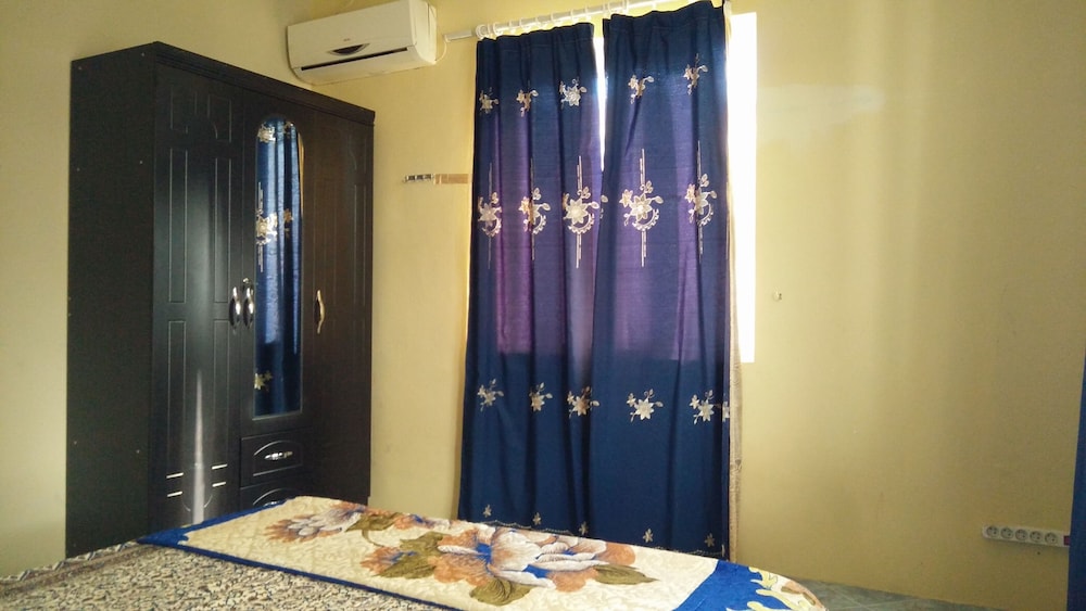 Comfort Bungalow, 4 Bedrooms, Non Smoking, Balcony photo 2