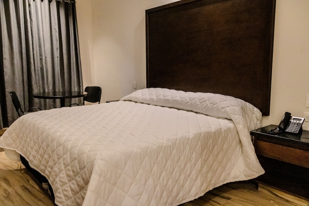Basic Room photo 2