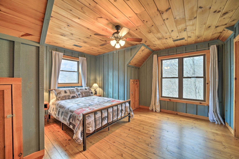 House (4 Bedrooms) photo 1