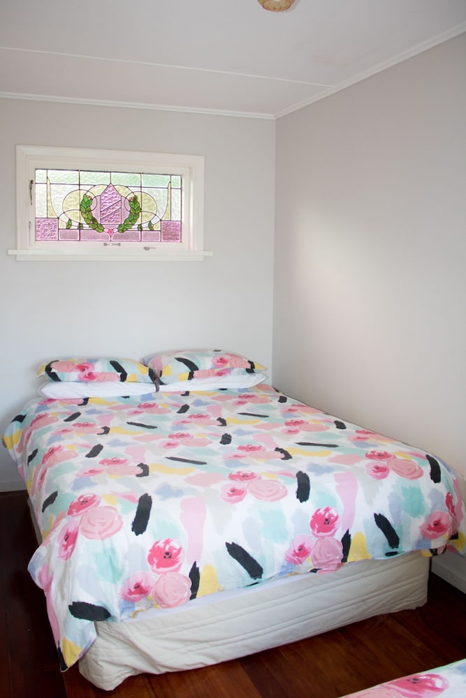 3 Bedroom Bungalow Sea Views photo 2