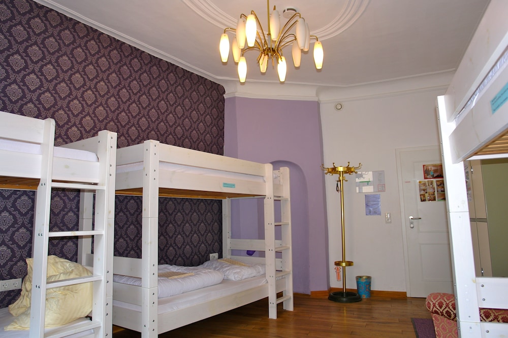 Shared Dormitory, Women only photo 2