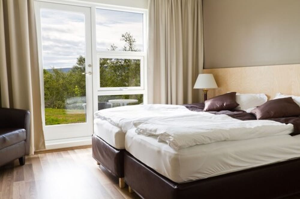 Twin Room, Lake View