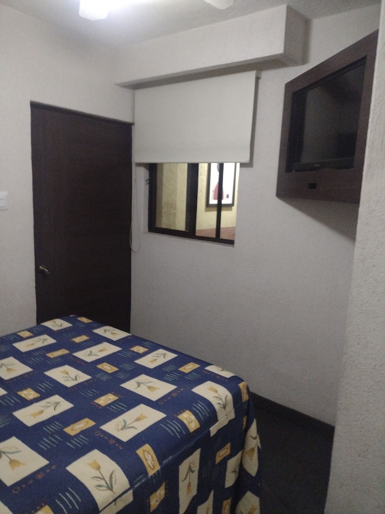 Executive Room, 1 Queen Bed photo 2