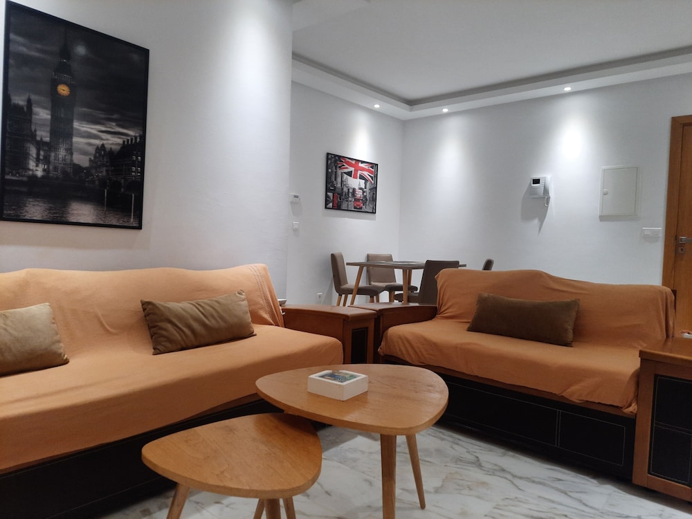 Deluxe Apartment, 2 Bedrooms, Garden View photo 2
