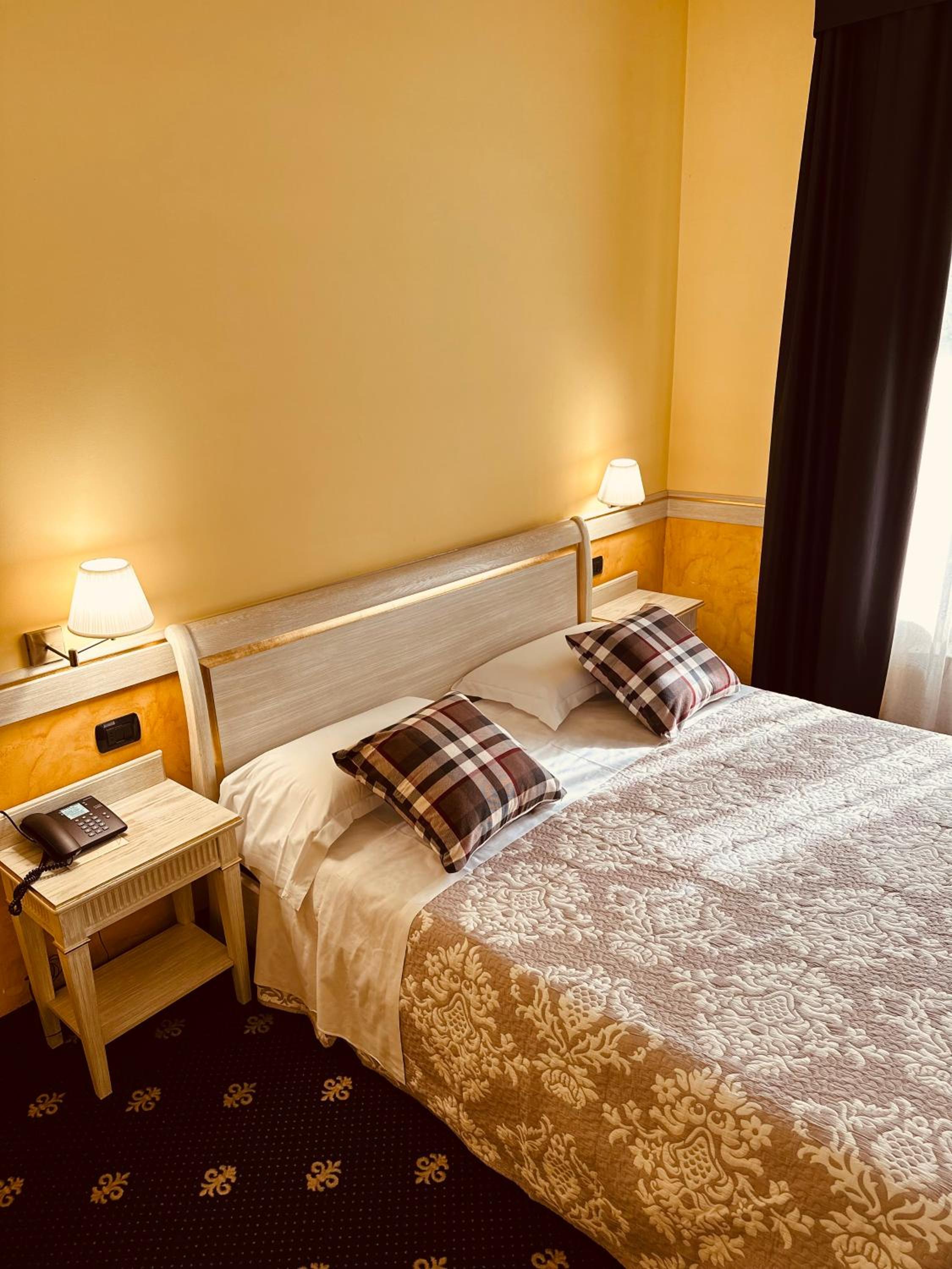 Large Double Room - Photo 53