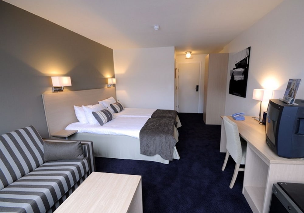 Standard Double Room - Photo 3