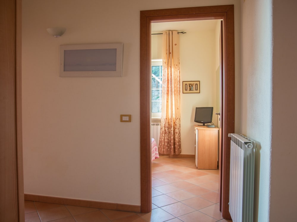 Executive Apartment, Ensuite, Sea View photo 3