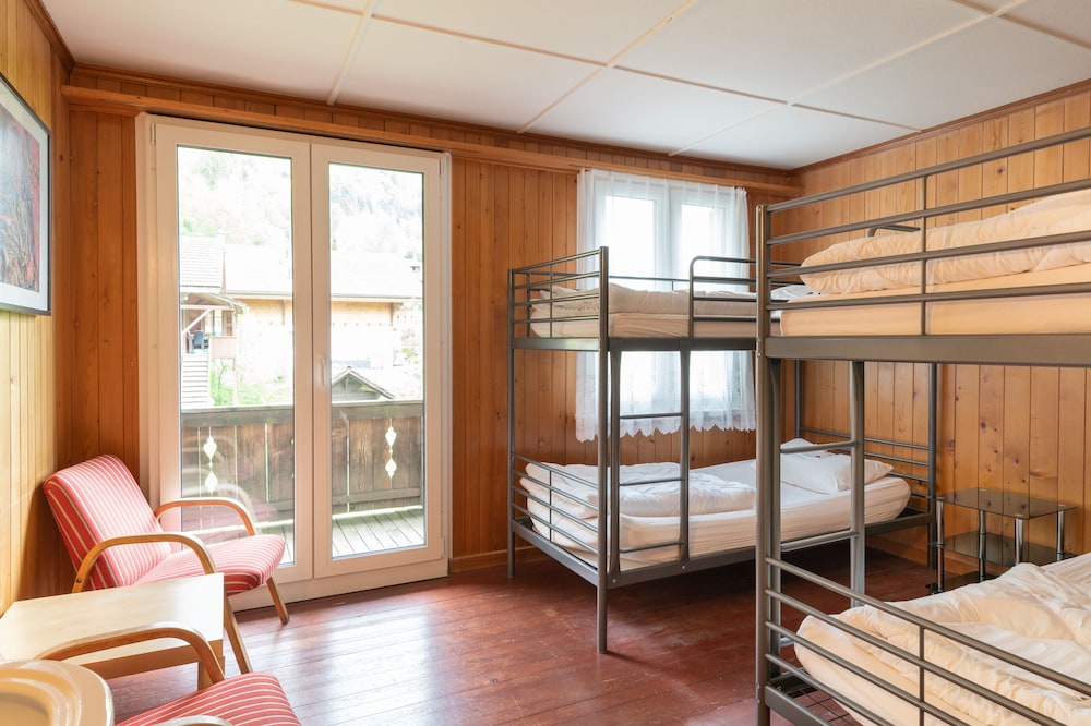Basic Quadruple Room, Multiple Beds, Shared Bathroom, Mountain View photo 3