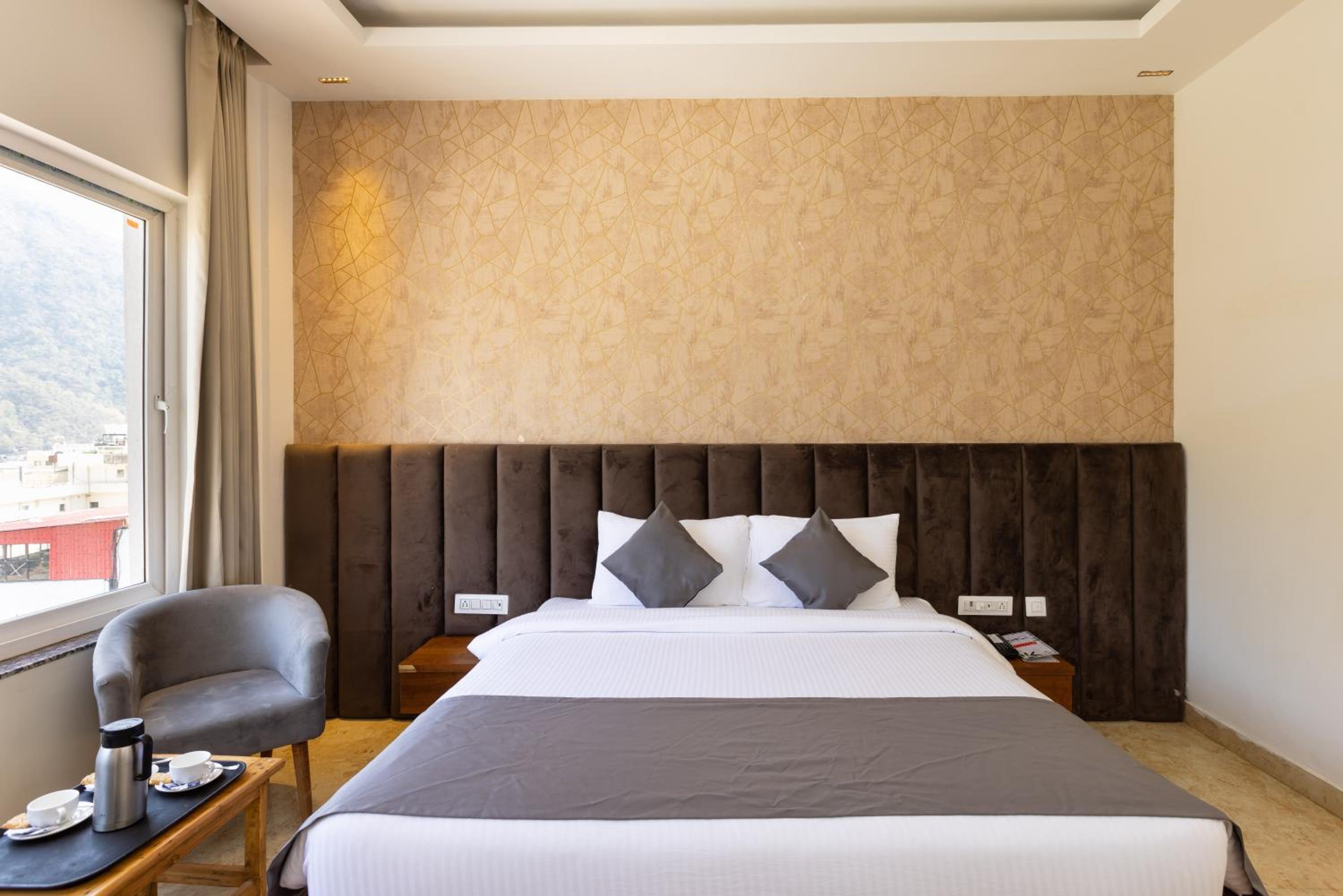 King Room With Mountain View photo 1
