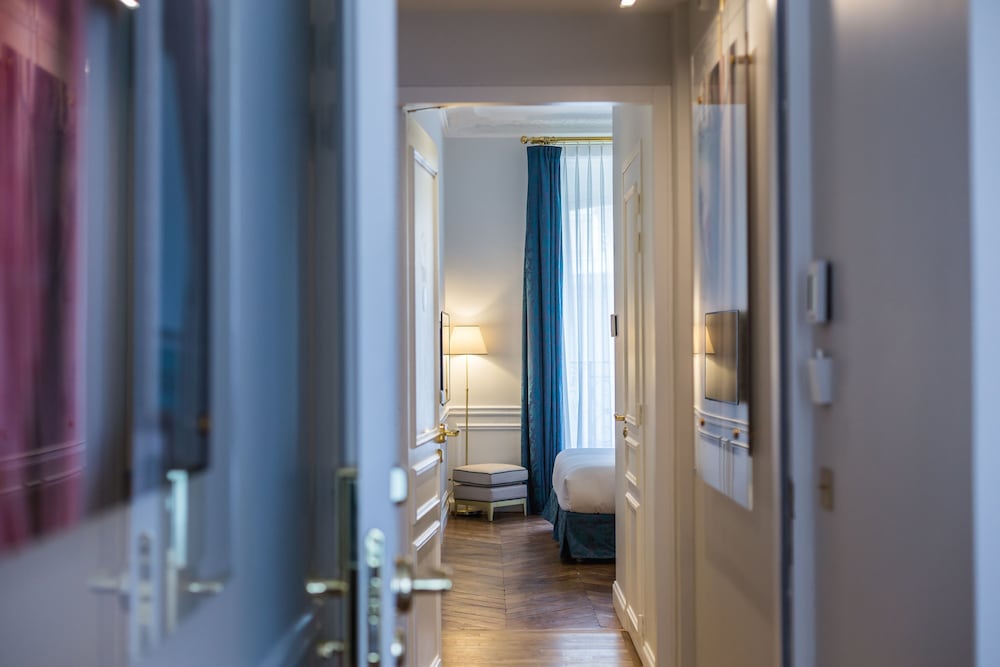 Deluxe Quadruple Room, Connecting Rooms