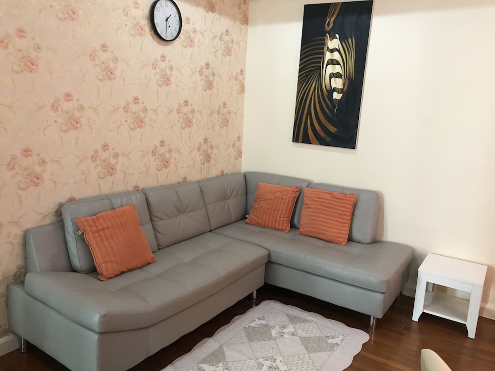 Basic Apartment, 2 Bedrooms, Kitchen, Sea Facing photo 2