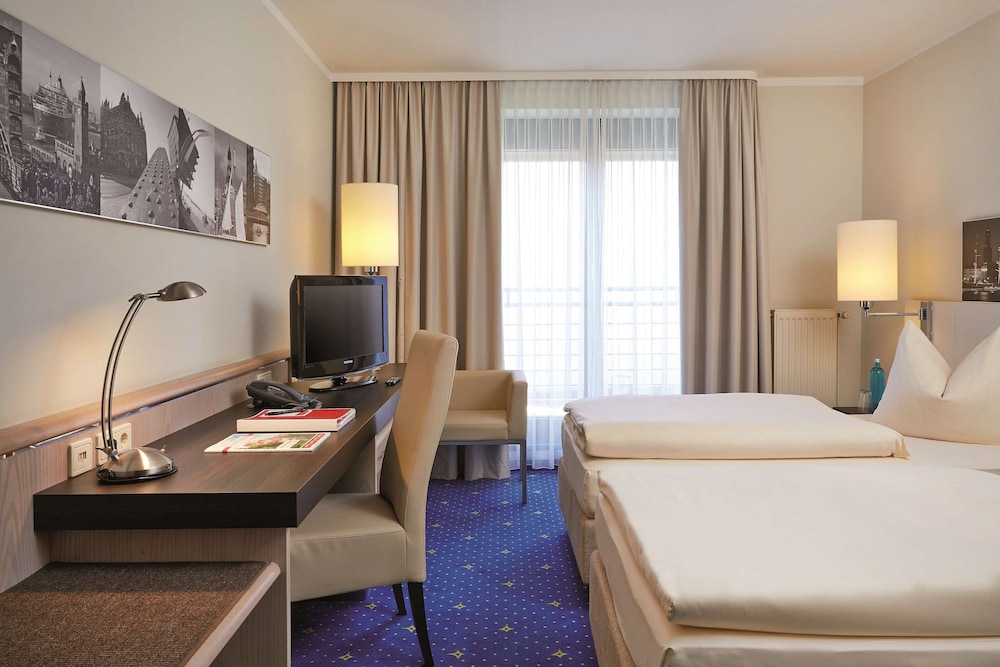 Standard Twin Room - Photo 4
