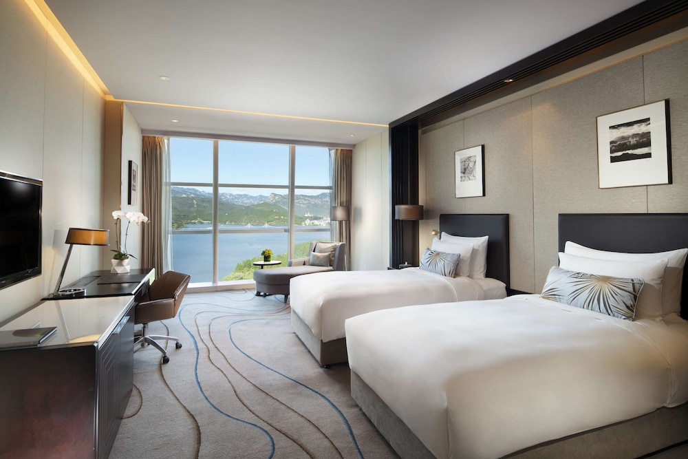 Standard Room, Lake View photo 1