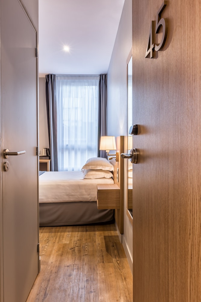 Business Single Room photo 3