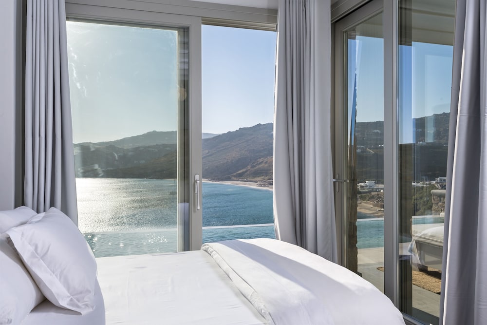 Grand Deluxe Two Bedroom Villa with Private Pool Sea View - Photo 4