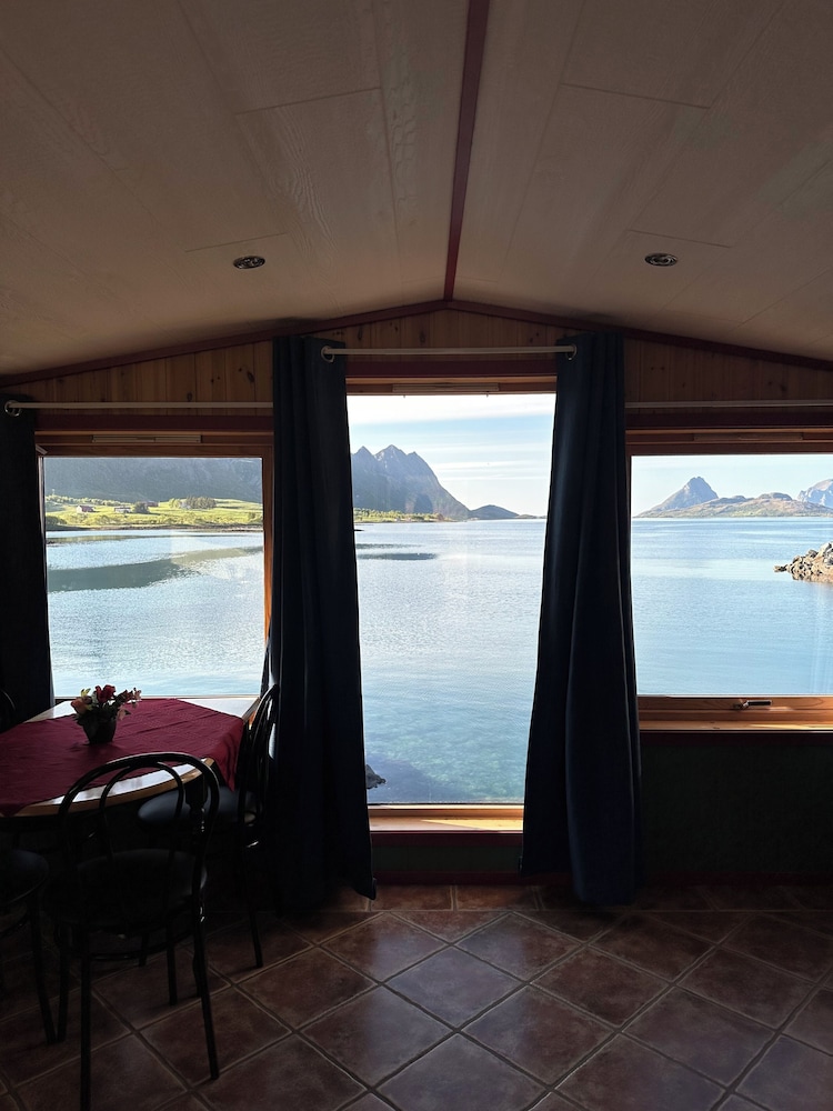Classic Cabin, Ocean View