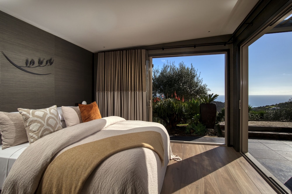 Luxury Villa photo 3