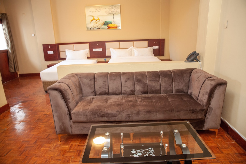 Standard Triple Room, Balcony, City View