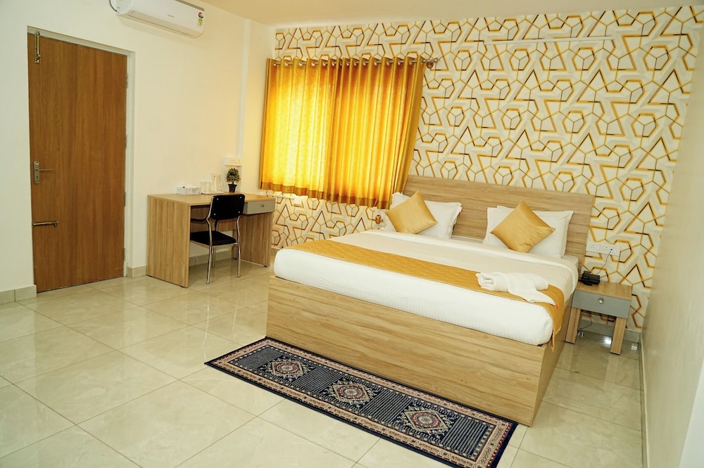 Suite, Balcony