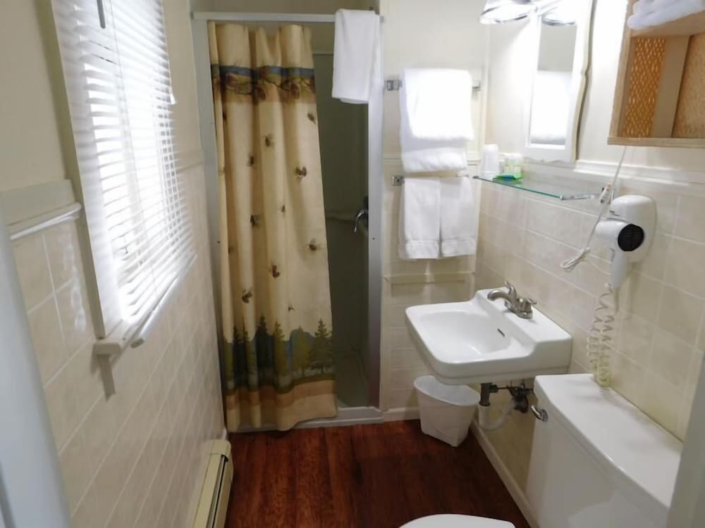 Duplex (The Family - Cottage # 7) photo 2