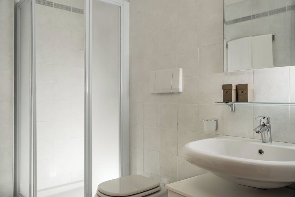 Comfort Room - Photo 5