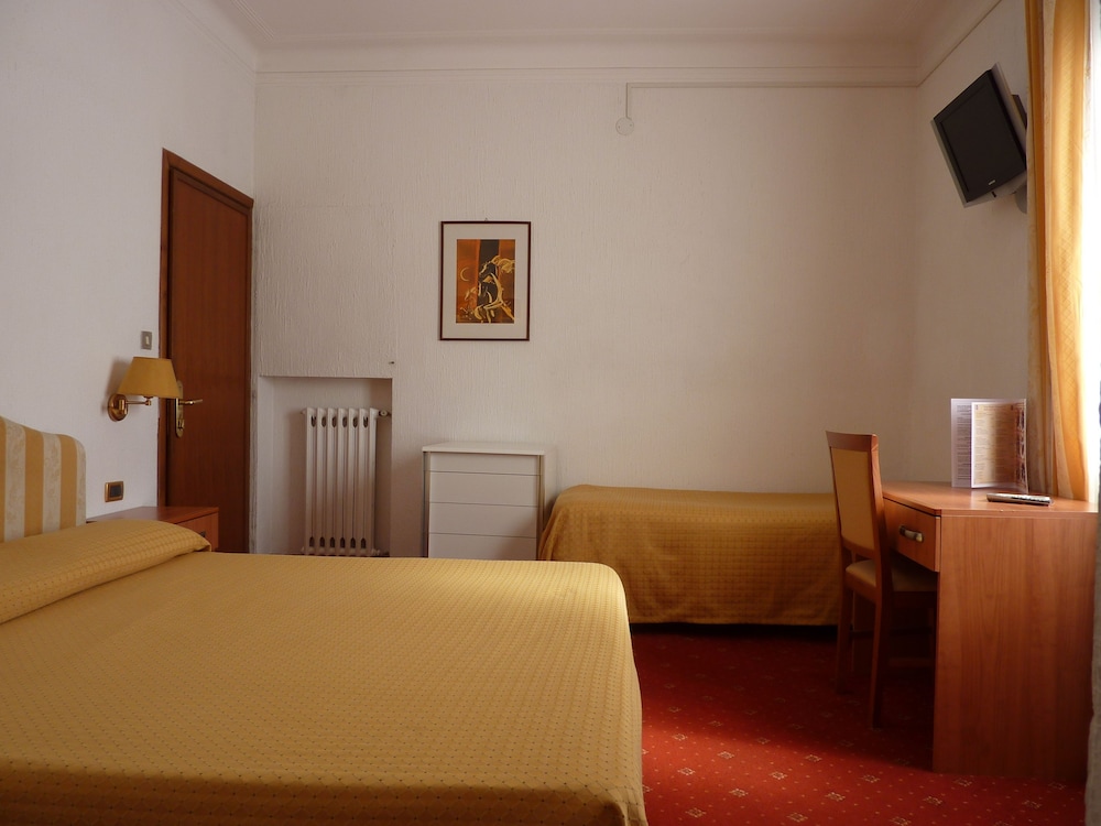 Superior Double Room - Photo 4