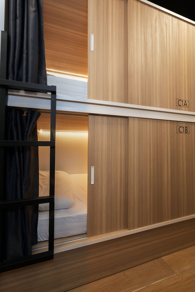 Dormitorio Compartido Estándar, Dormitorio Mixto